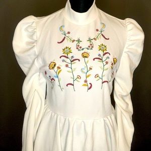 ABSOLUTELY ADORABLE Women’s Peplum Long Sleeve Blouse.